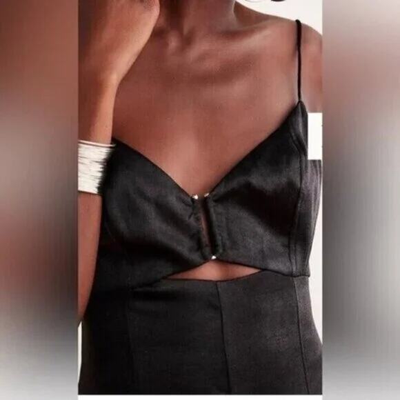 New FREE PEOPLE Abbie Jumpsuit SATIN $250 SIZE 2 Black SPECIAL OCCASION Wideleg - Picture 2 of 7